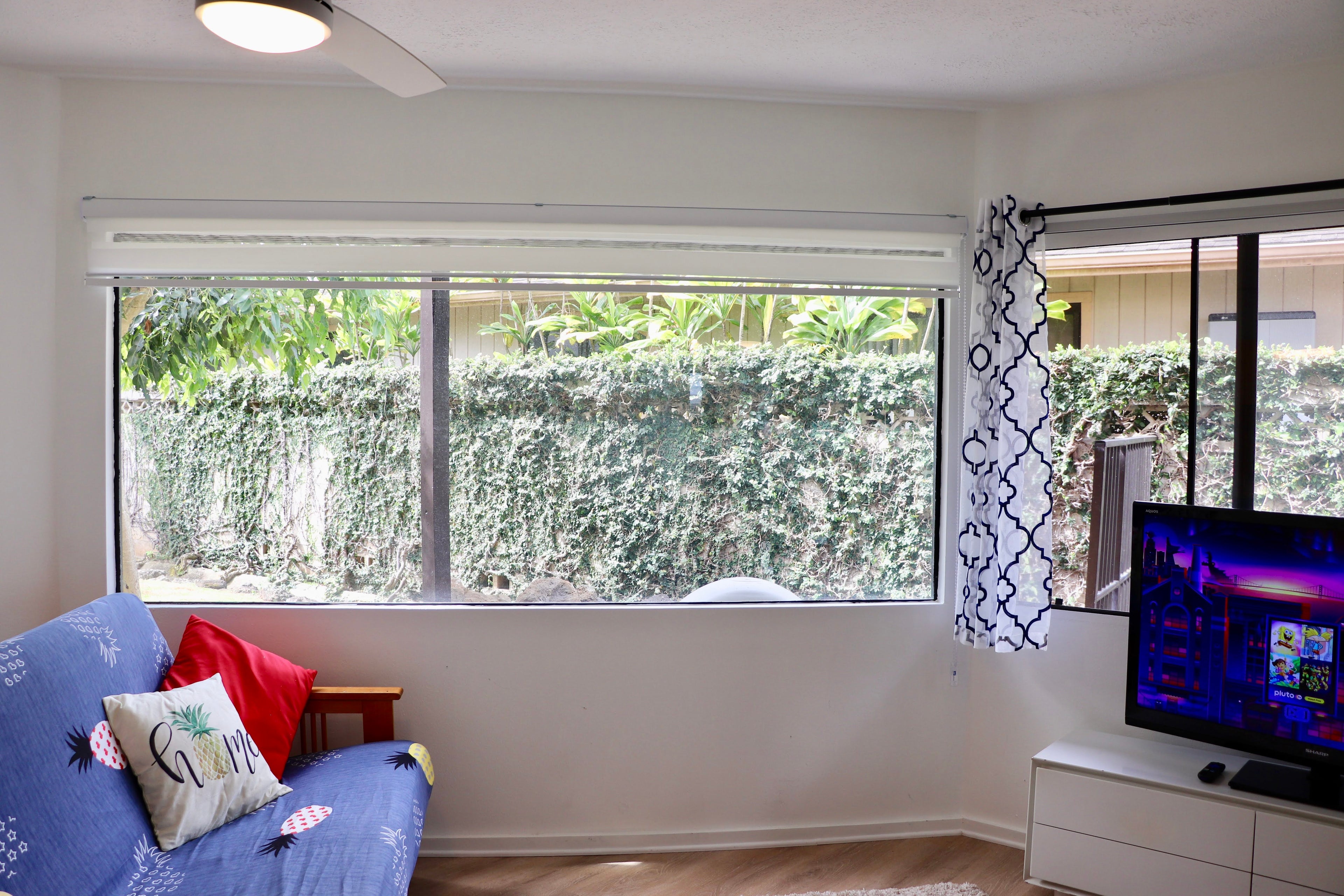 Bright & Private 1BR Garden Suite Blocks from the Bay