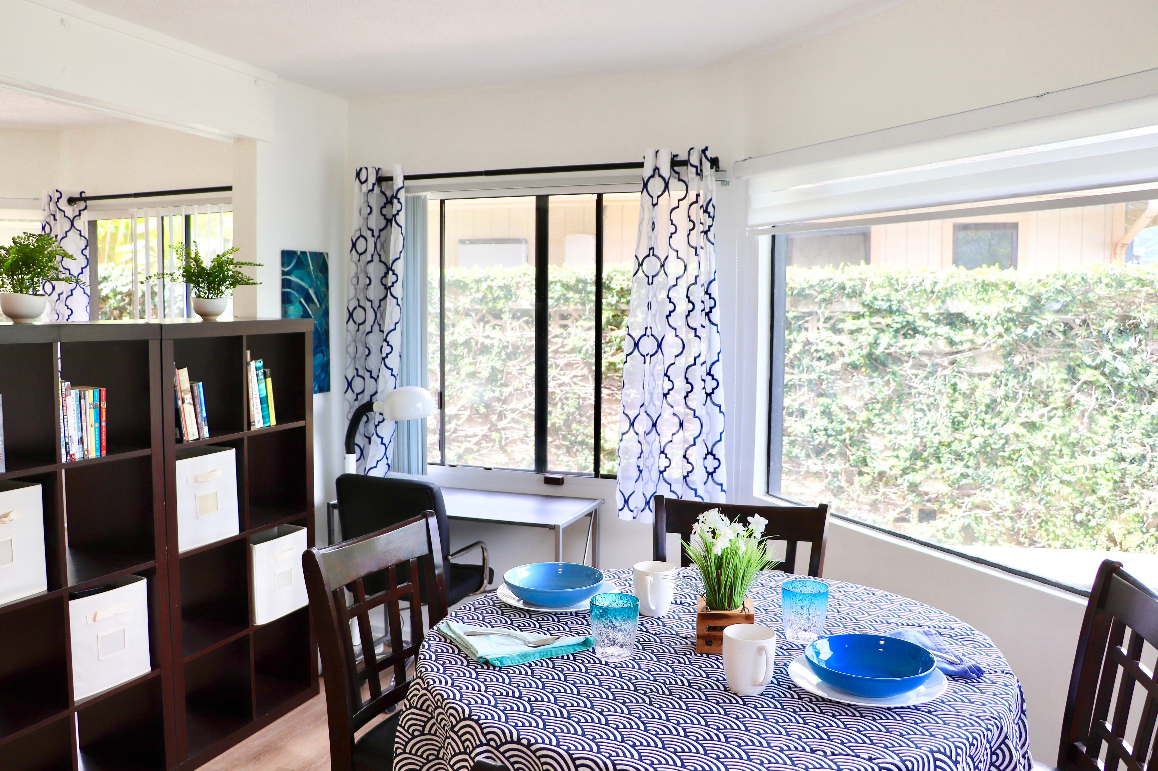 Bright & Private 1BR Garden Suite Blocks from the Bay