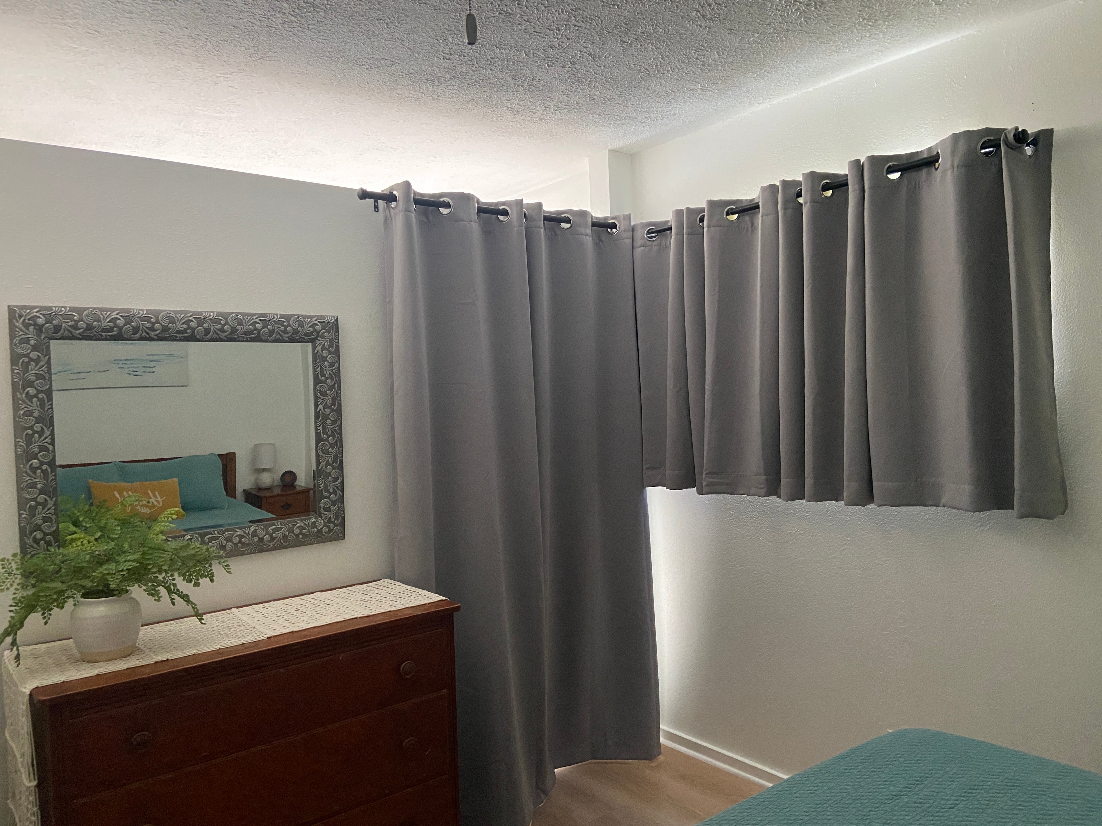 Bright & Private 1BR Garden Suite Blocks from the Bay